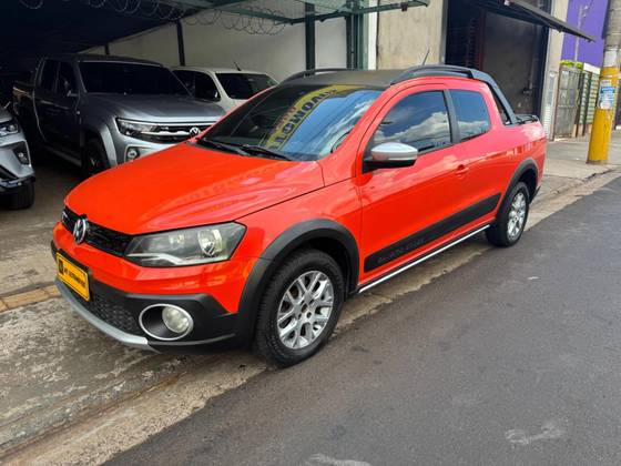 VOLKSWAGEN SAVEIRO 1.6 CROSS CD 16V FLEX 2P MANUAL